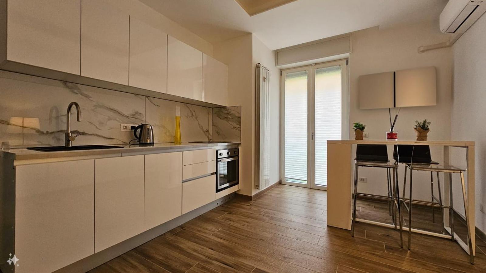 Casa Di Meg Appartamento A Milano Vicino Ai Navigli Milão Exterior foto
